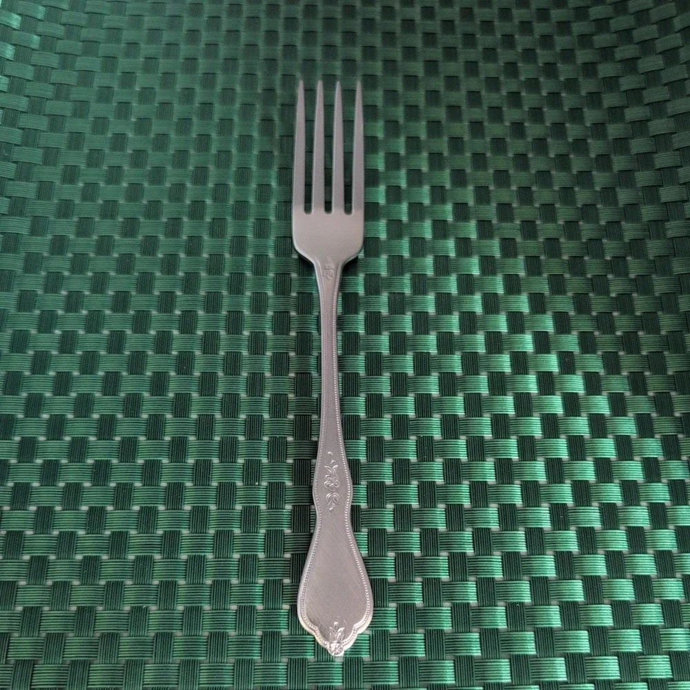 1 Oneida MORNING BLOSSOM Dinner Fork Single Fork Stainless Burnished Floral USA